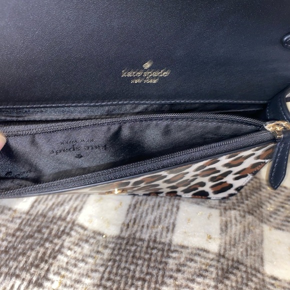 KATE SPADE NEW YORK SPOTTED LEOPARD GOLD CHAIN CROSSBODY BAG - Picture 6 of 15